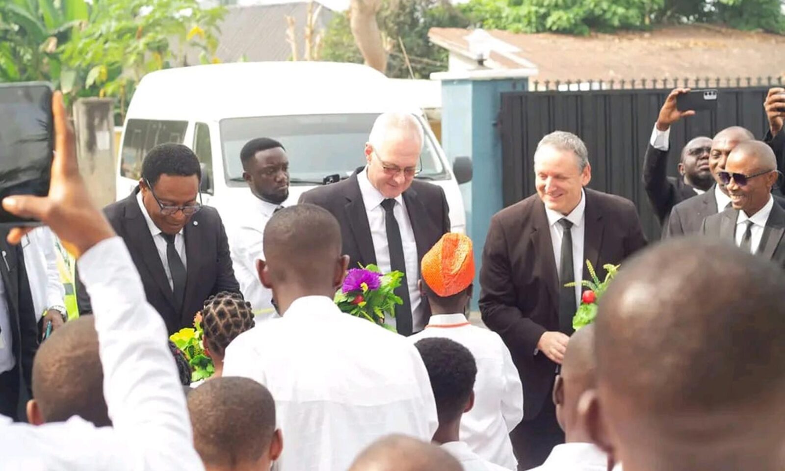 Reise nach Nigeria                        Alle Meldungen anzeigen