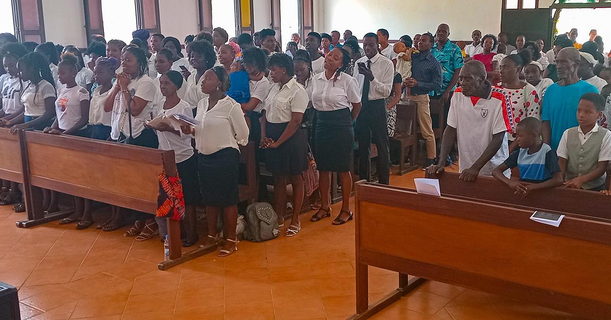 Semana da juventude em São Tomé e Príncipe: encontros, serviços divinos e comunhão
