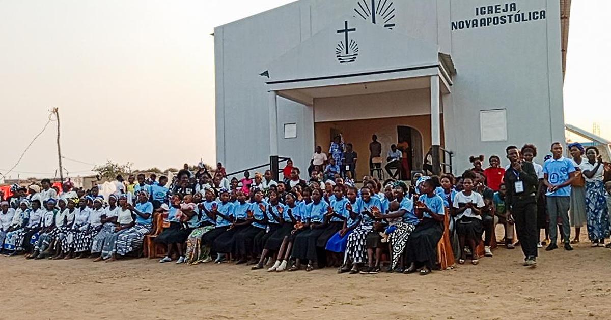 Angola: inauguração do edifício da Igreja em Cutato