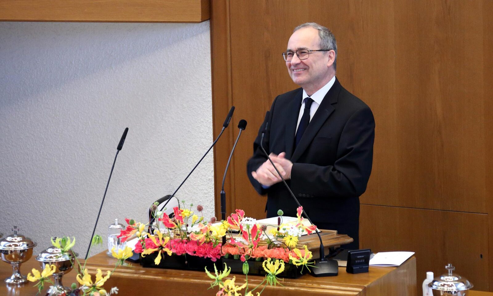 Stammapostel ordiniert neuen Apostel für Karlsruhe                        Alle Meldungen anzeigen