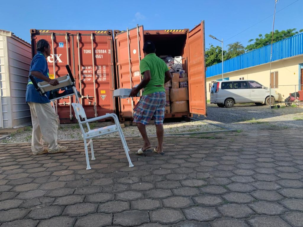 Hulpgoederen op reis voor hulp en hoop – Stichting Corantijn