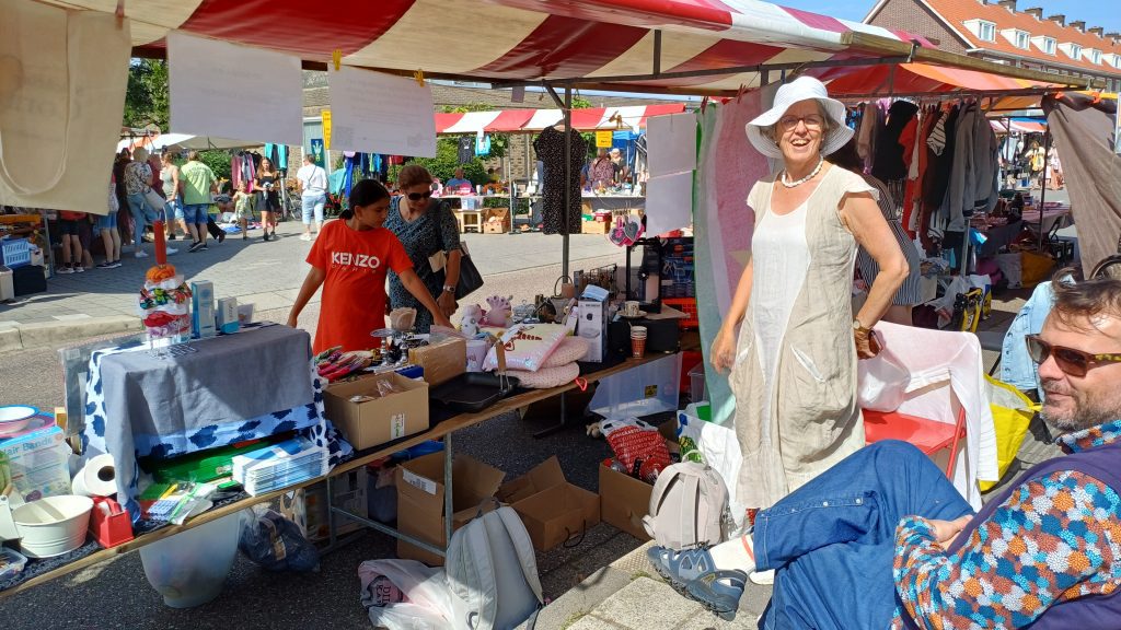 Marktkraam op Schenkelmarkt succesvol – Stichting Corantijn