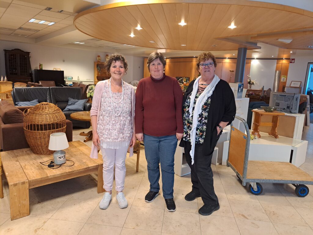 Inboedelbank Bolsward helpt Suriname – Stichting Corantijn