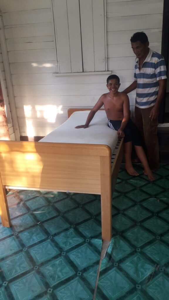 Eindelijk een bed – Stichting Corantijn