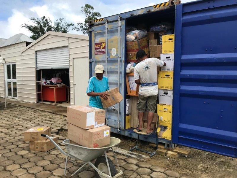 Aankomst laatste container 2021 – Stichting Corantijn