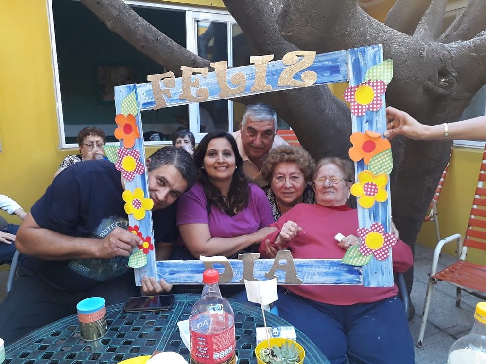 Jornada de Primavera con los Abuelos en el Hogar Geriátrico de Beba