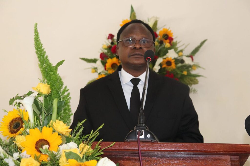 CHIBOMBO CENTRAL CHURCH MEMBERS ENCOURAGED TO FOLLOW JESUS CHRIST WHO DELIVERS FROM THE BONDAGE OF EVIL
