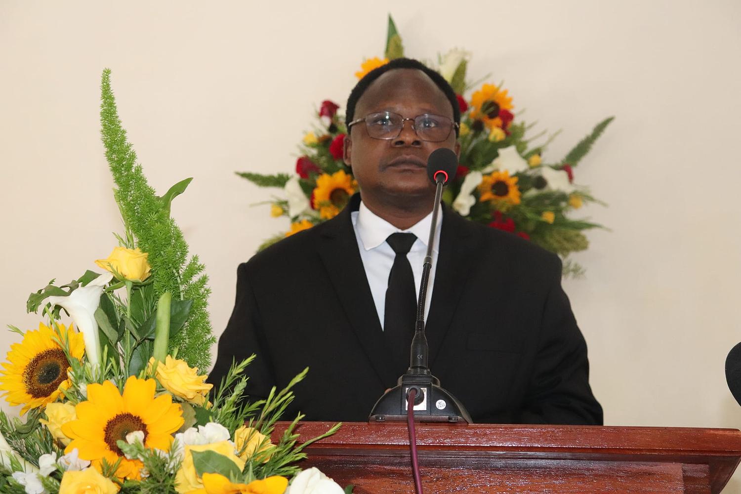 CHIBOMBO CENTRAL CHURCH MEMBERS ENCOURAGED TO FOLLOW JESUS CHRIST WHO DELIVERS FROM THE BONDAGE OF EVIL