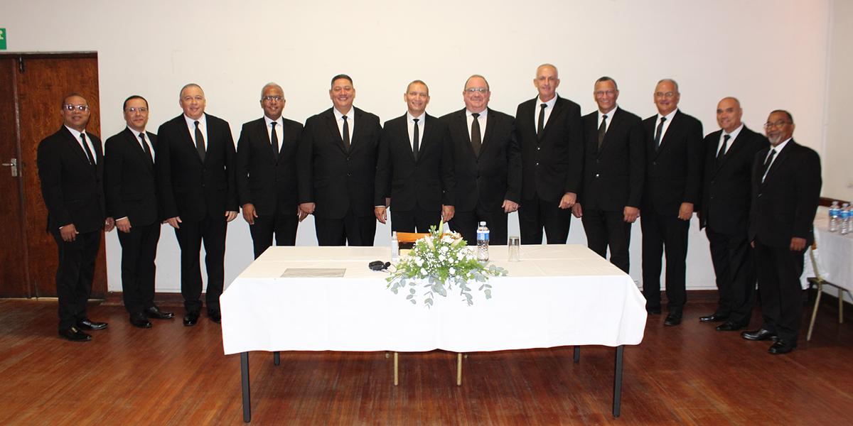 Glorify the name of our Father