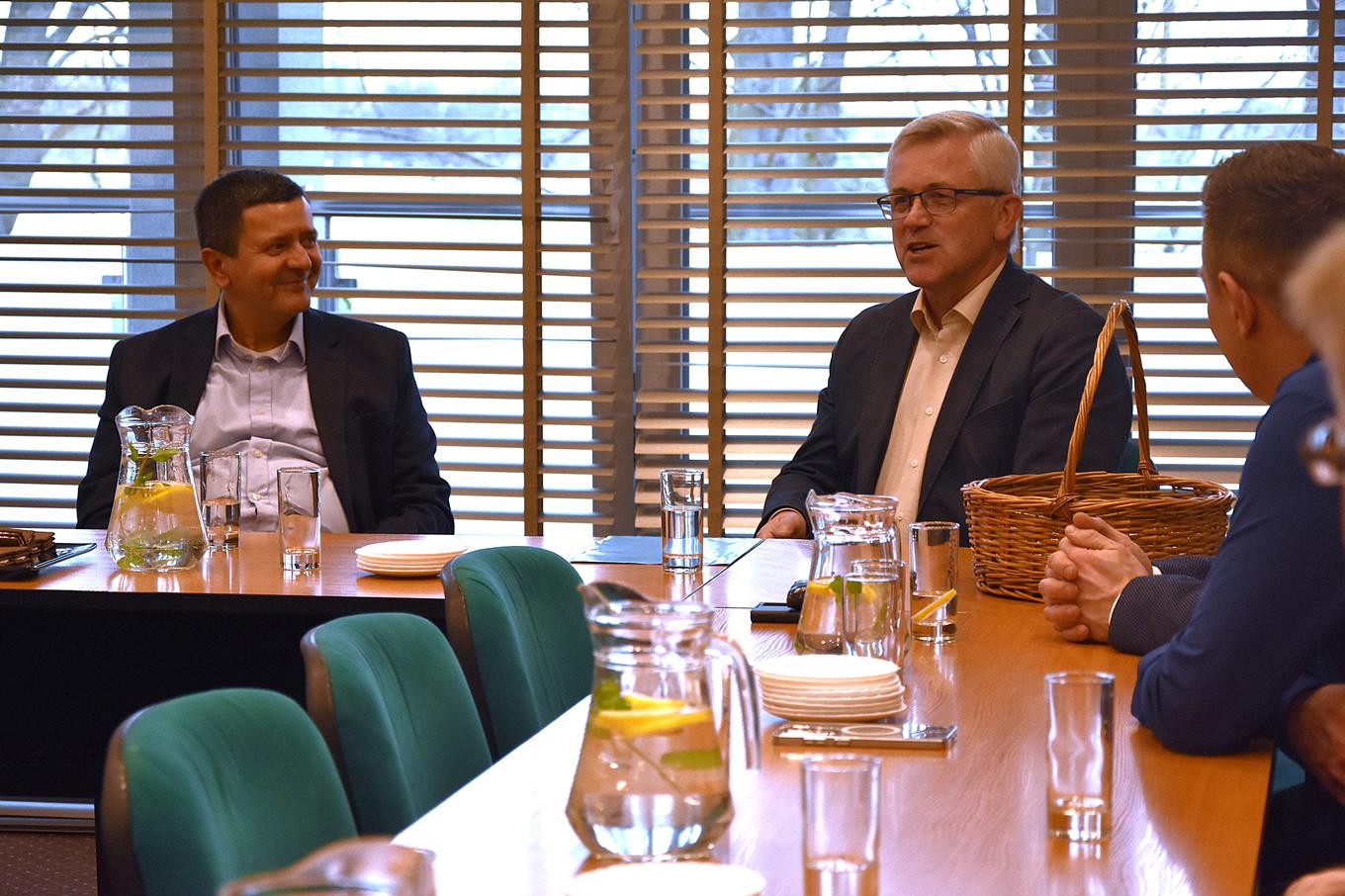 Bezirksapostel zum ersten Besuch in Polen