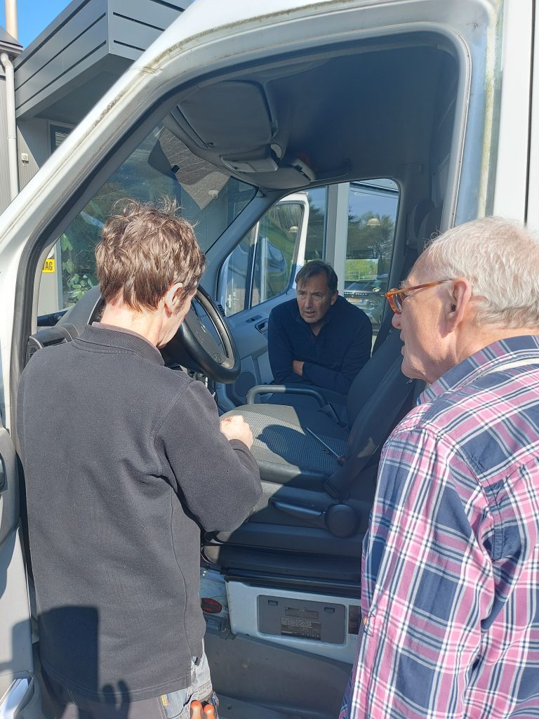 goederen ophalen – Stichting Corantijn