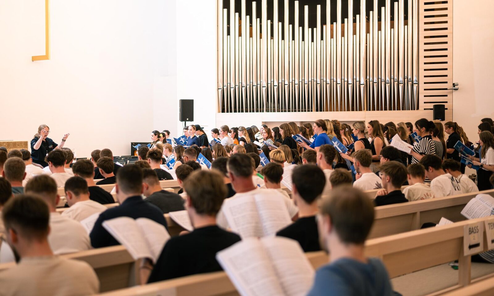 Süddeutscher Jugendchor probt für Konzert in Stuttgart                        Alle Meldungen anzeigen