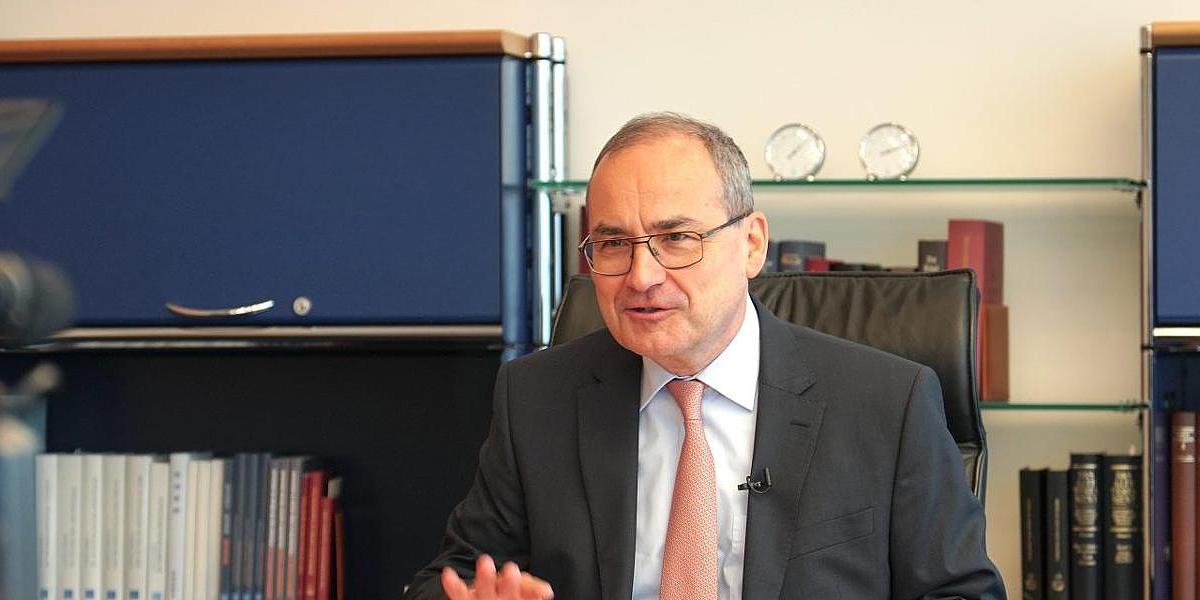 Stammapostel Jean-Luc Schneider besucht Luxemburg
