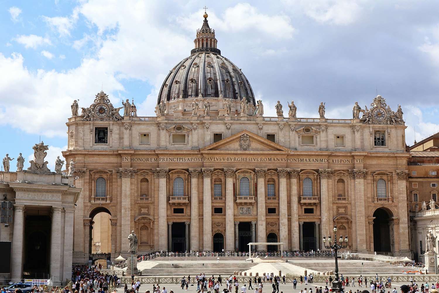 Auguri di benedizione per Papa Leone XIV