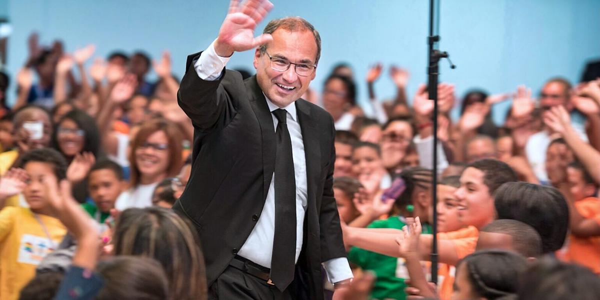 Zwölf Pfingsten, zwölf Botschaften