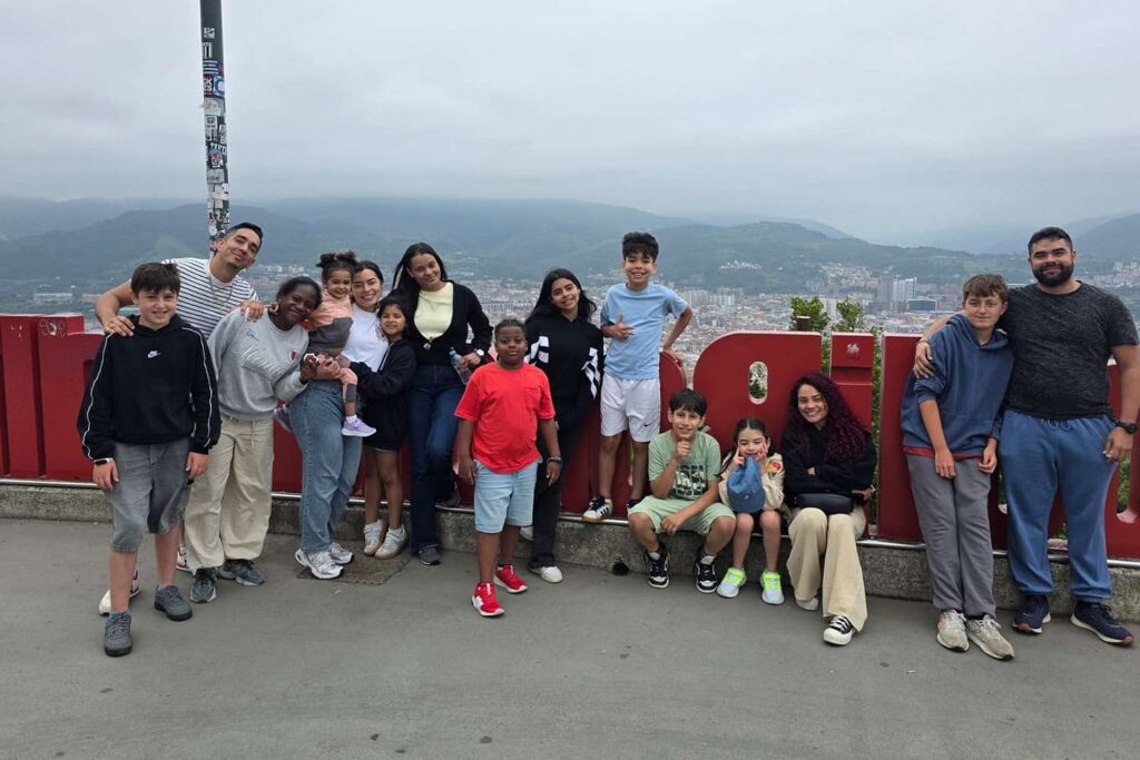 Los niños del Norte visitan el museo