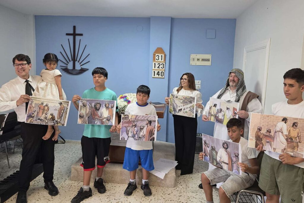 Los niños en el centro de la comunidad de Jerez