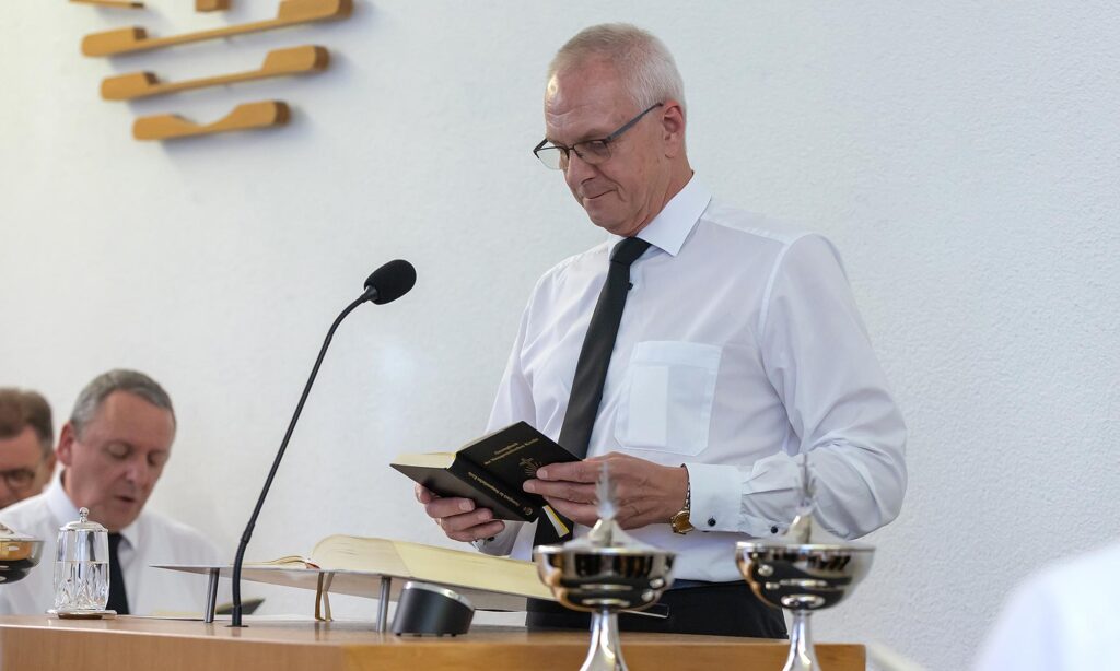 Bezirksapostel hält den letzten Gottesdienst in seiner Amtszeit                        Alle Meldungen anzeigen