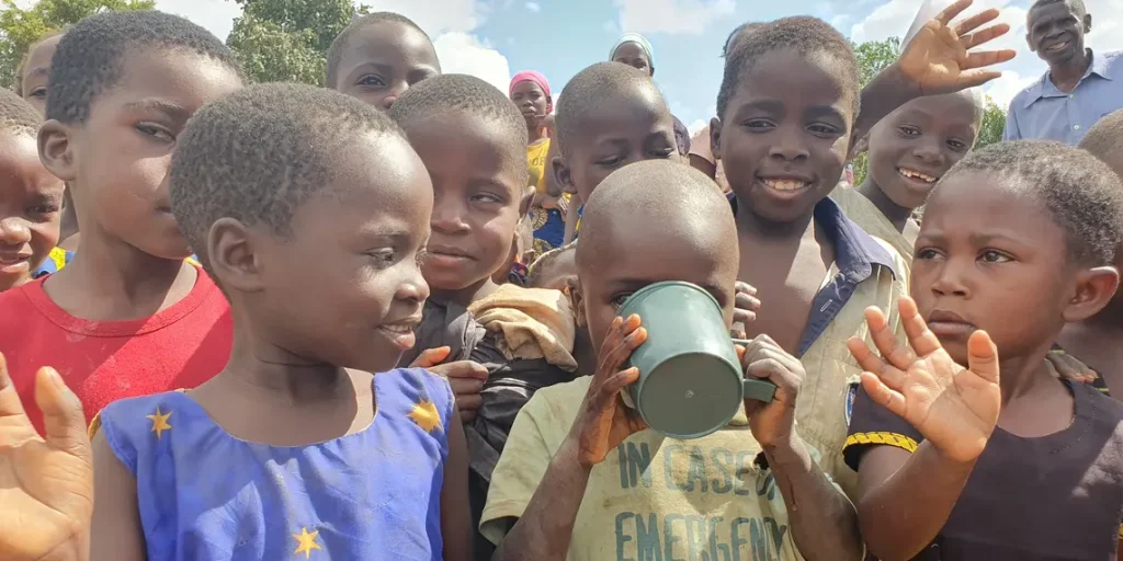 Strong schools, strong children – The New Apostolic Church Relief Organization (NACRO) – Zambia Malawi Zimbabwe