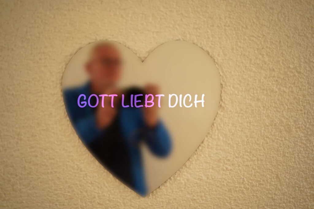 Jugendtag 2026 unter dem Motto „Love can turn the world“.